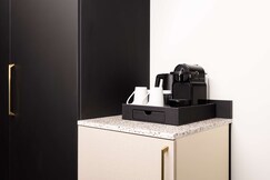 Hotel Lille Euralille - Hilton Affiliate Hotel