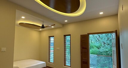 Green Hut Suites Room Type - Golden glow suits