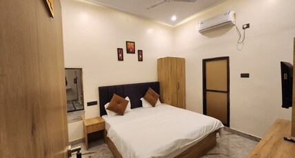Hotel RK Heritage Room Type - Luxury Double Bed Room with attach washroom.