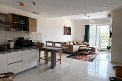 Luminara Suites Couple friendly Expo Mart