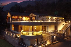 ama Stays and Trails Whispering Pines , Bhimtal