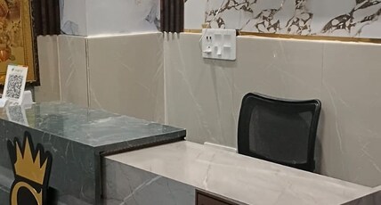 Shah Residency Room Type - Deluxe Room With Ensuite Bathroom
