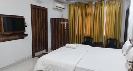 Gargo Towers Room Type - DELUX ROOM