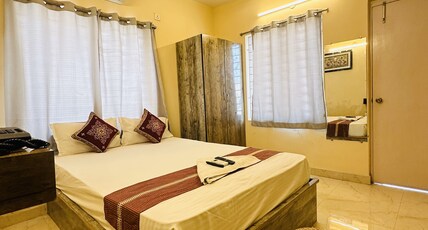 Ostro Inn New Town Room Type - Super Deluxe Room (with Balcony)