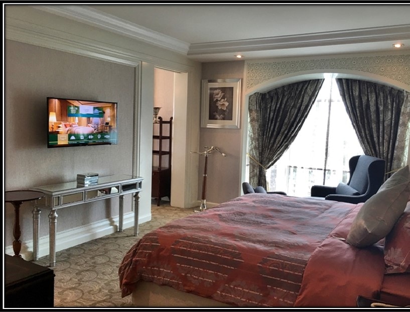 Al Meroz Hotel Bangkok - Tap to explore photos