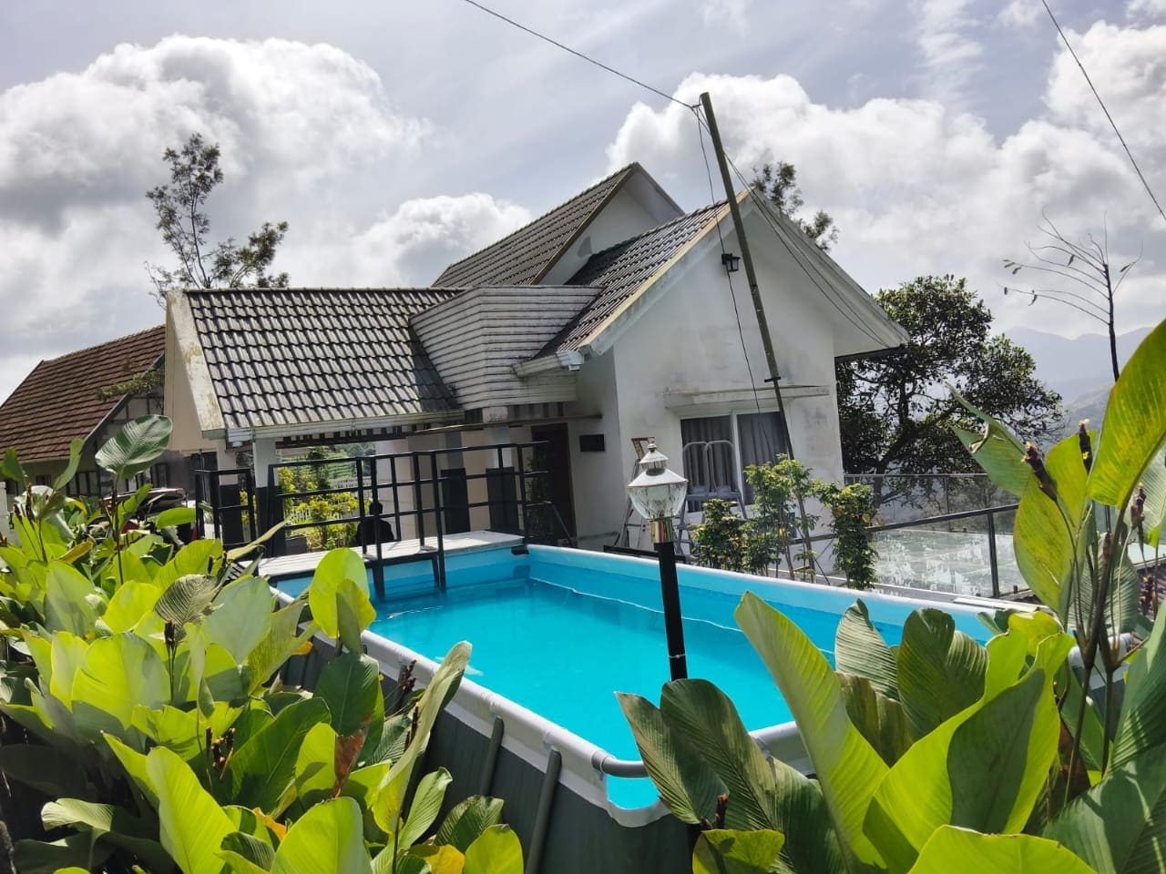 moonlight palace private pool villa - Tap to explore photos