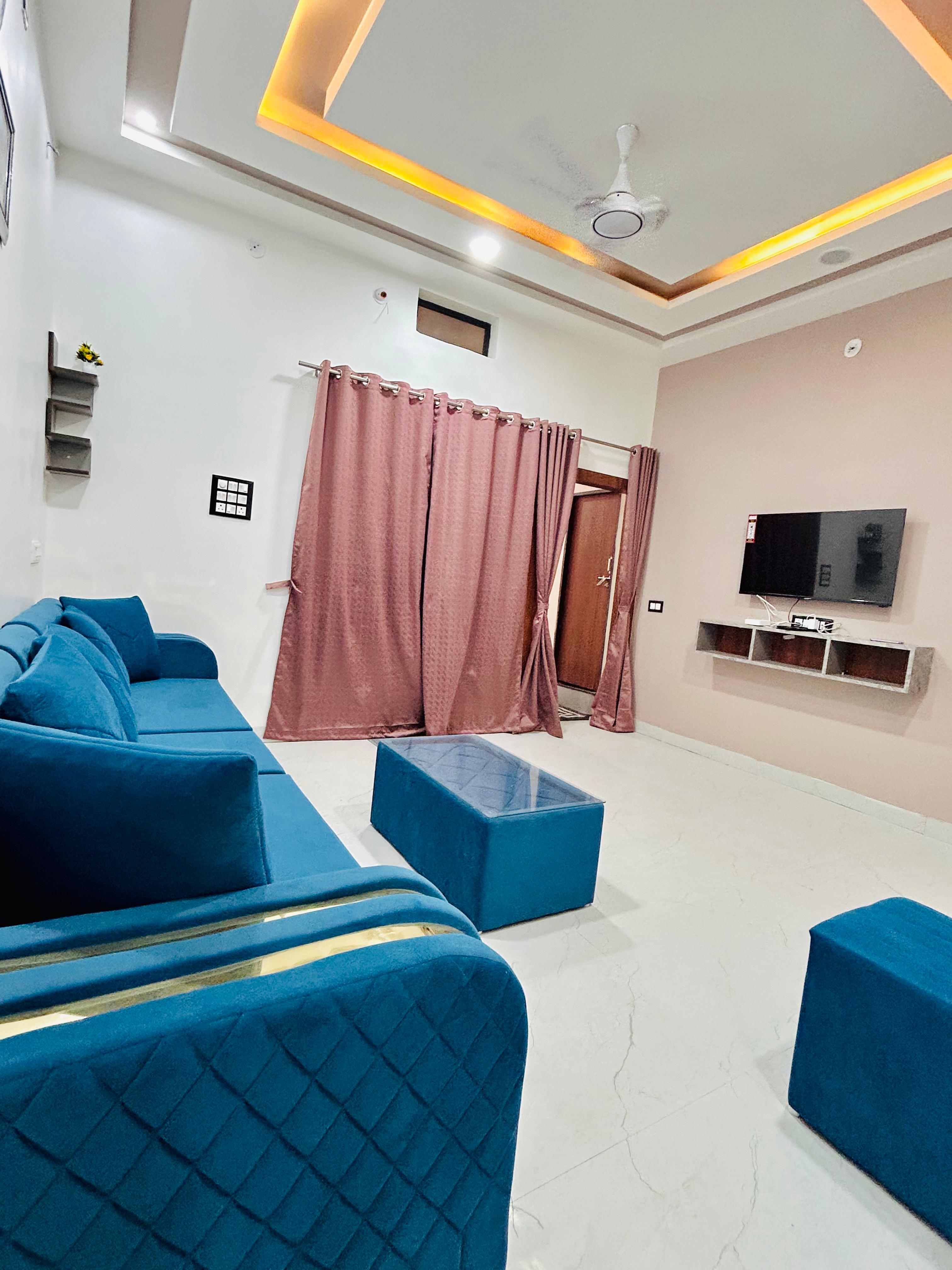 Shree Ashapura Stay inn - Tap to explore photos