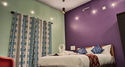 Delight Inn Rifle Range | Rooms & Caretaker Room Type - Deluxe Room 4 Sharing