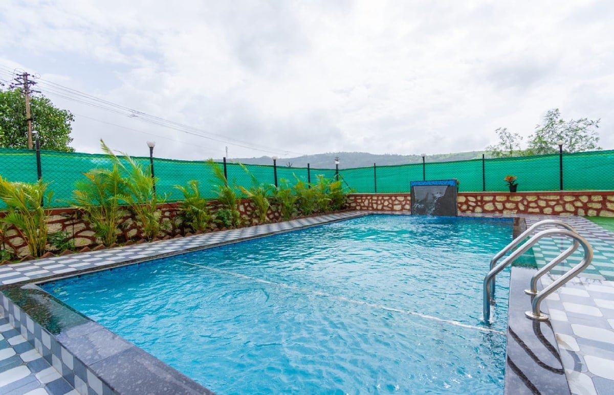Vantage Point Villa Luxe 5BHK & Pvt Pool Retreat - Tap to explore photos