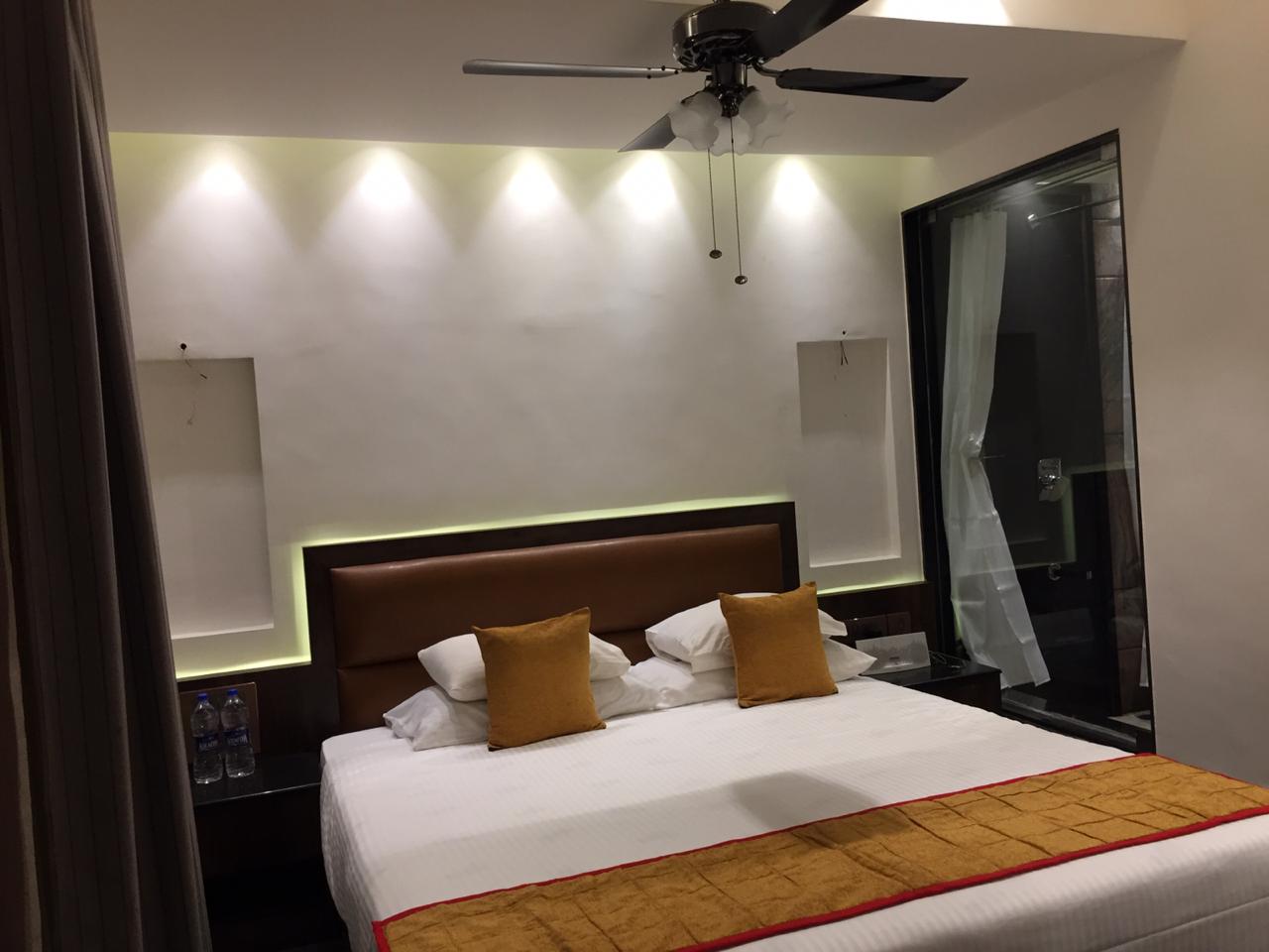 Kudle Beach View Resorts and Spa - Tap to explore photos