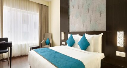 Ramada by Wyndham Jamshedpur Room Type - 1 King Bed Non-Smoking Room