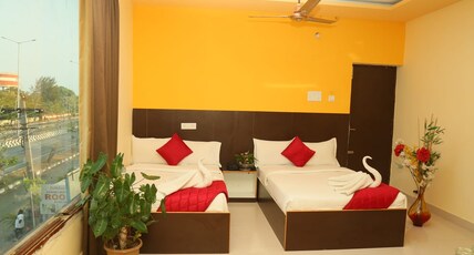Joliday Inn Room Type - Deluxe Quadruple