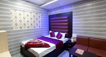 Hotel Shimla Inn Room Type - Deluxe Room , Free High Speed Wifi
