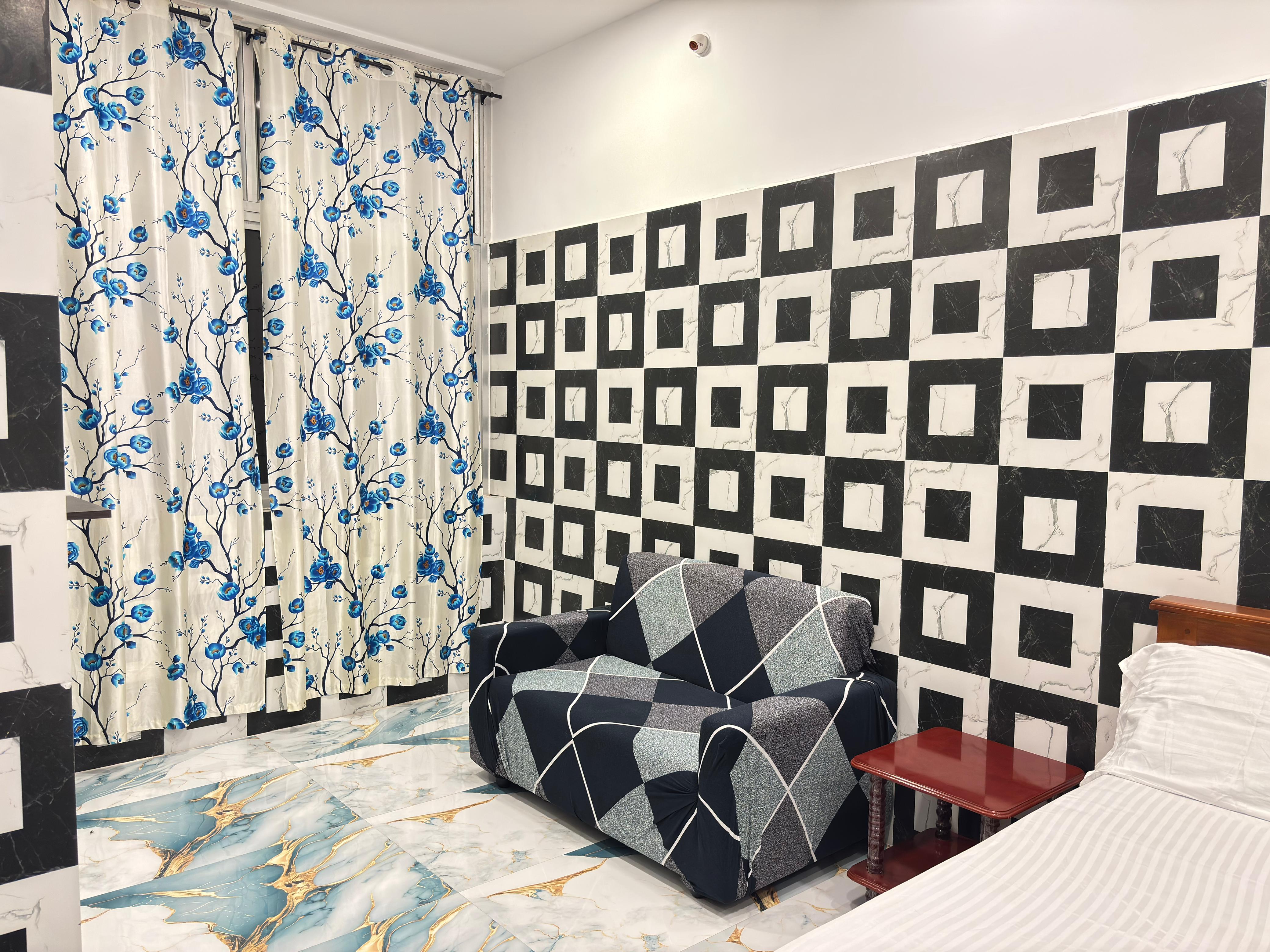 SIVA LODGE - Tap to explore photos