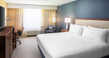 DoubleTree by Hilton Ann Arbor North Room Type - 1 KING MOB ACC RIS