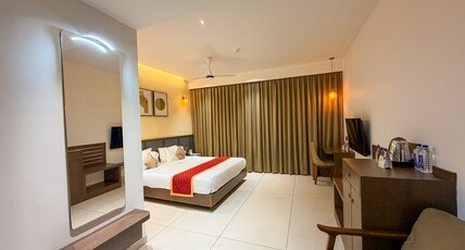 Hotel Grand Residency Room Type - Deluxe Room