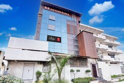 Collection O Hotel Star Inn Near By Hindon Airforce Mohan Nagar Ghaziabad