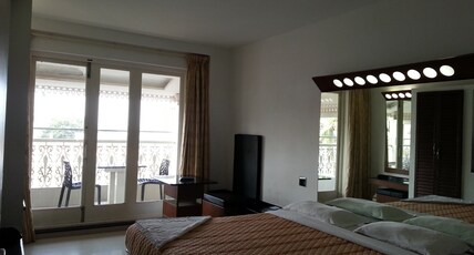 Lotus Bay View Room Type - Superior Room with Balcony ( SEA FACING)