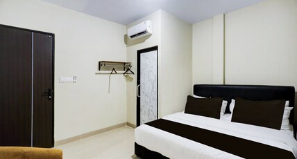 Collection O Near UNRIKA Formerly Dory Inn Room Type - Indonesia Suite Double Collection O Near UNRIKA Formerly Dory Inn Room Type - Indonesia Suite Double