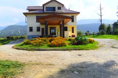 Grand Mumtaz Tangmarg