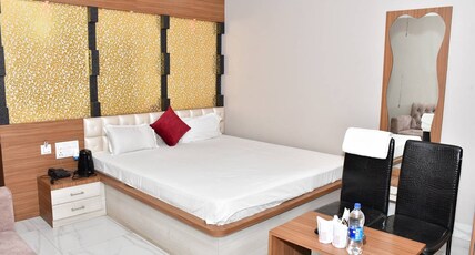 HOTEL MADHUWAN VIHAR Room Type - Super Deluxe Room