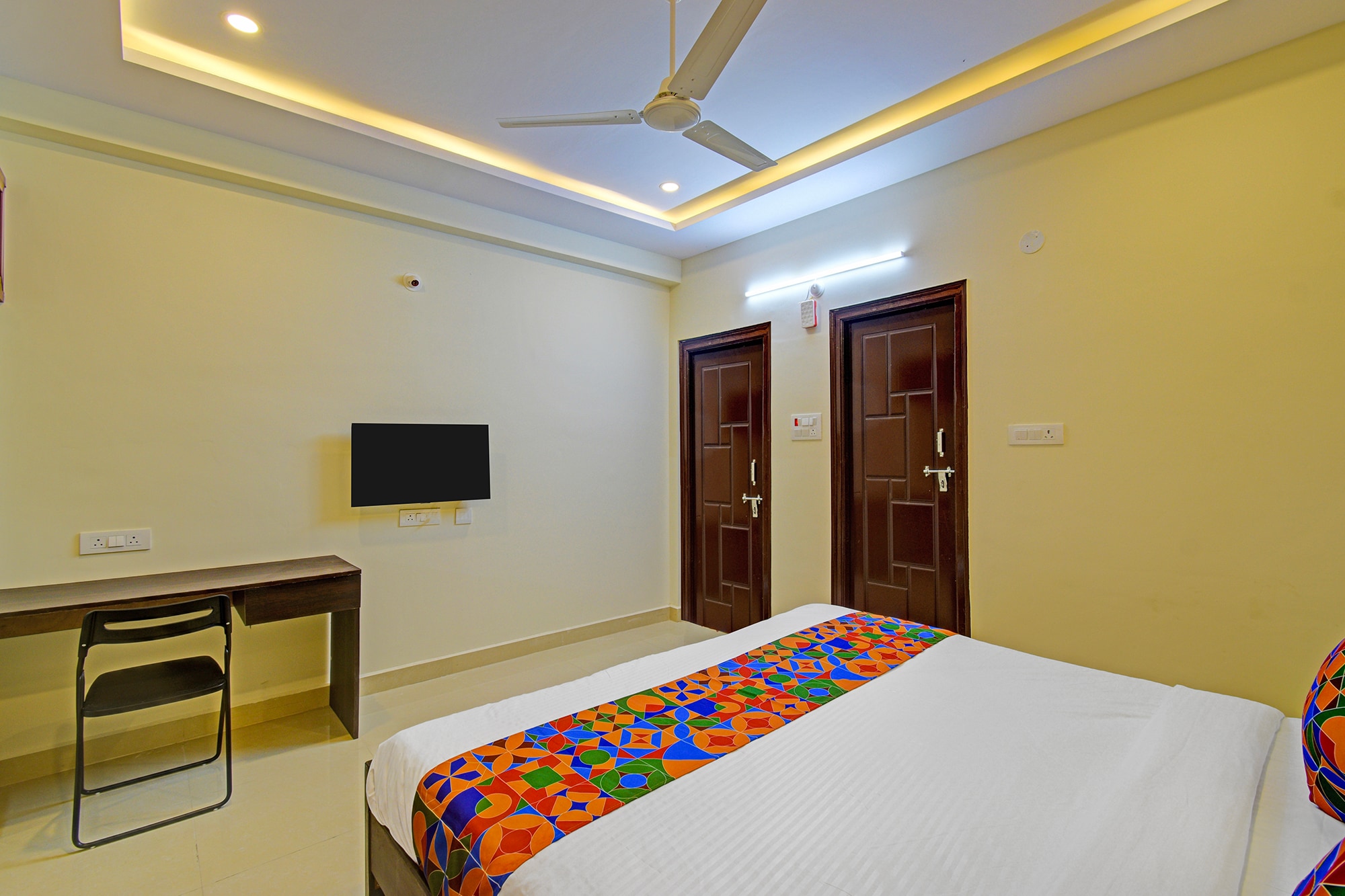 Via RS Grand Inn - Tap to explore photos