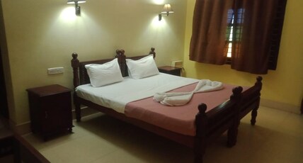 Hotel Alps Residency Room Type - Deluxe Triple