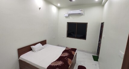 Hotel Bambam  Room Type - Non AC Triple Bed room