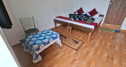 Om Sri Bajeer Homestay Room Type - Bedroom 101