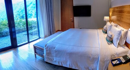 Taj Rishikesh Resort & Spa, Uttarakhand Room Type - Gangotri Villa King Bed with Sitout and Bathtub