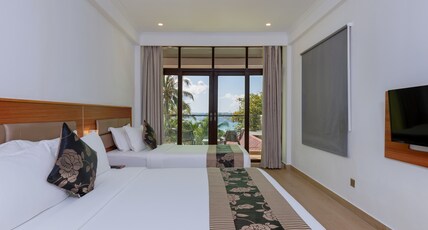 Kaani Beach Hotel Room Type - Deluxe Triple Room Sea View Kaani Beach Hotel Room Type - Deluxe Triple Room Sea View