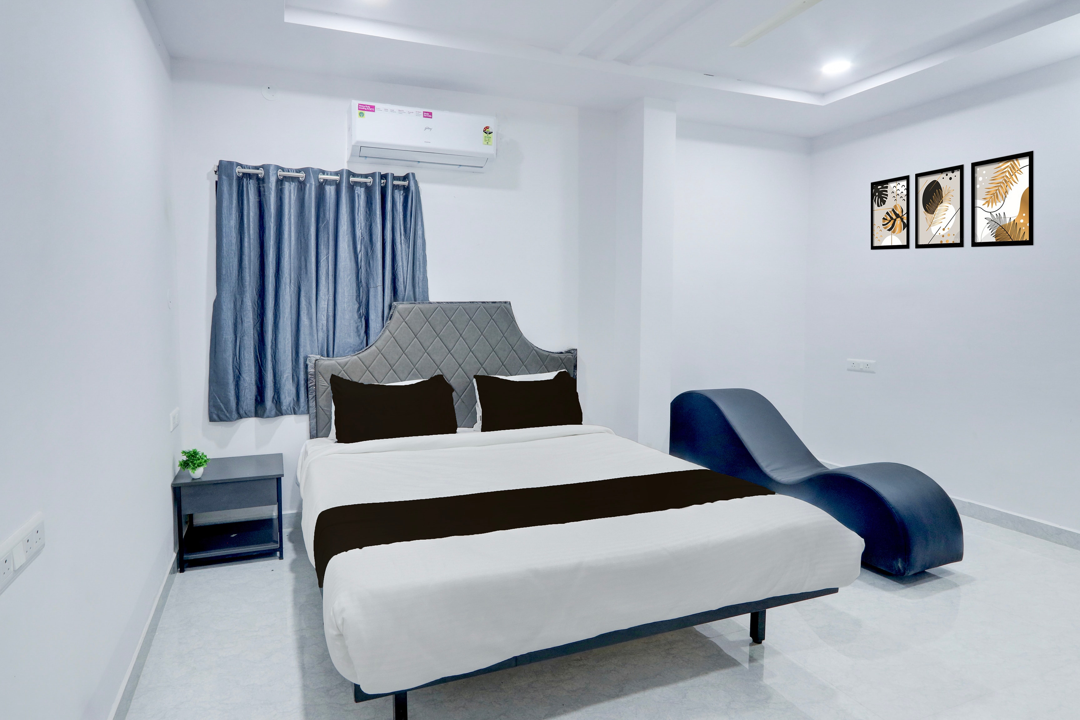 Hotel O Trinetra Stay In Luxury - Tap to explore photos