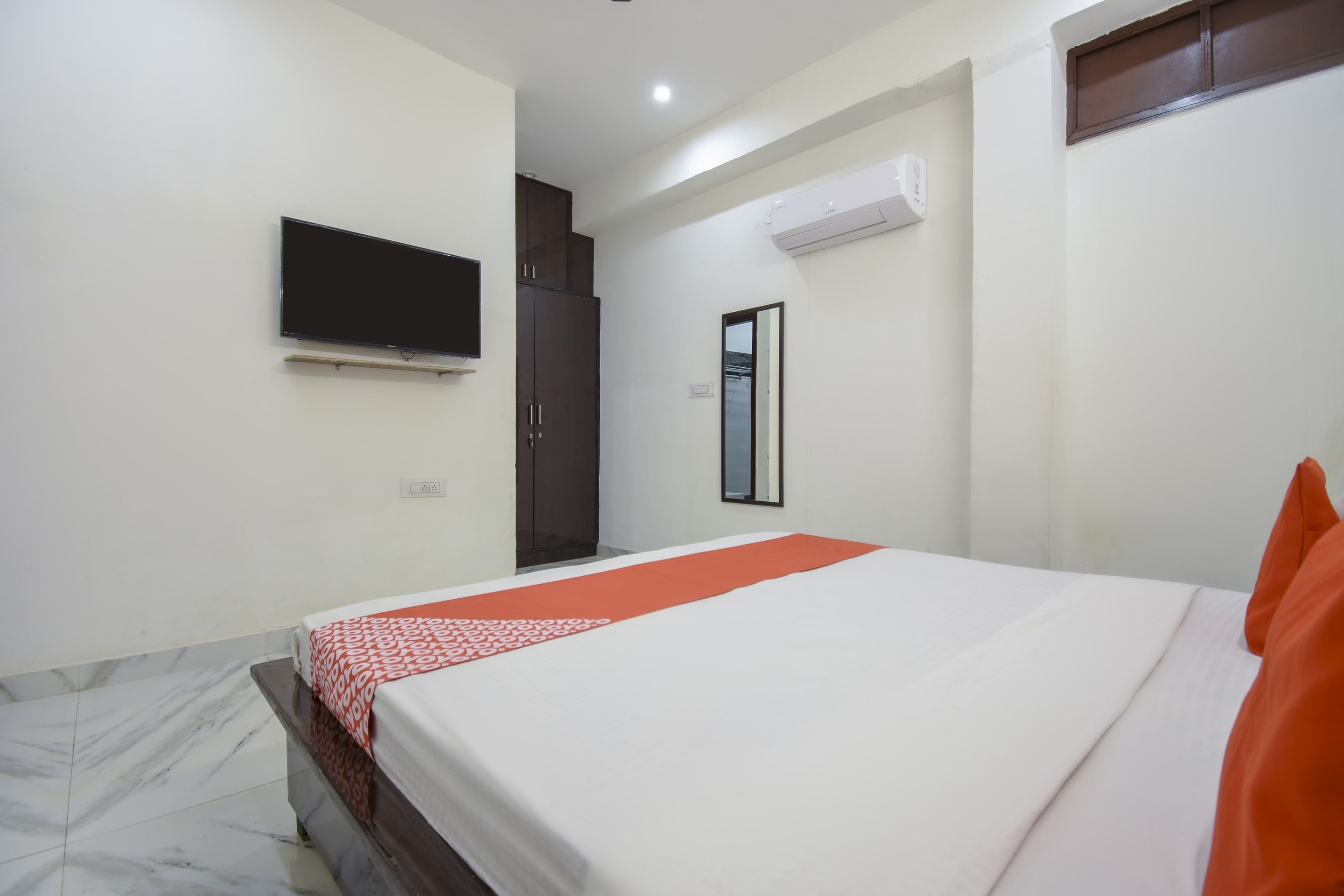 Hotel O 71214 Hotel Welcome Inn - Tap to explore photos