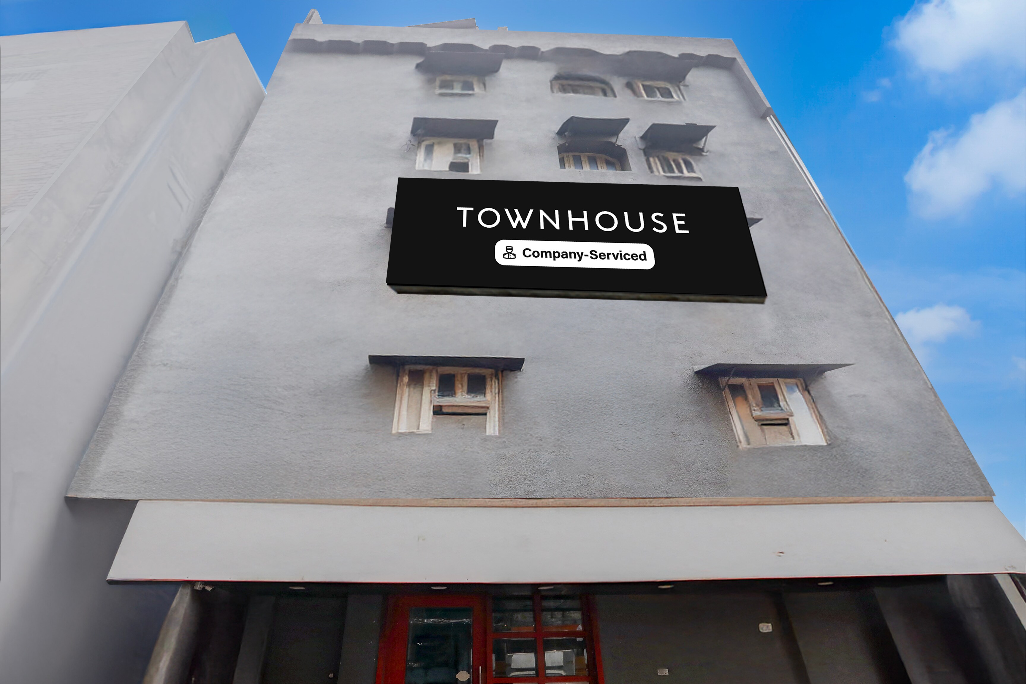 Super Townhouse Nagpur Junction Formerly Hotel Woodland - Tap to explore photos