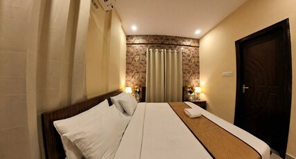Prakrathi Residency Room Type - NON AC DELUXE ROOM