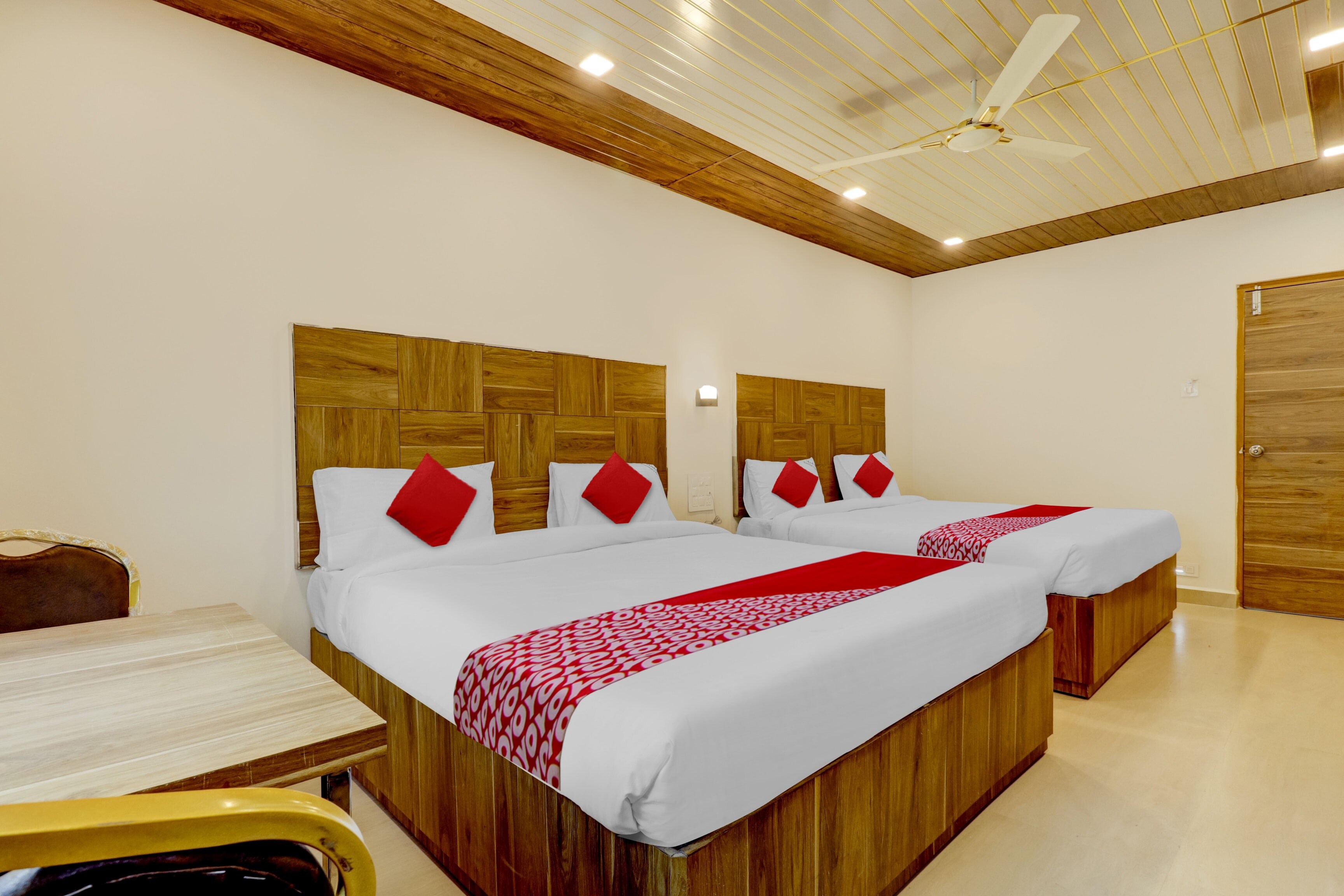 Hotel O Savitha's Grand - Tap to explore photos