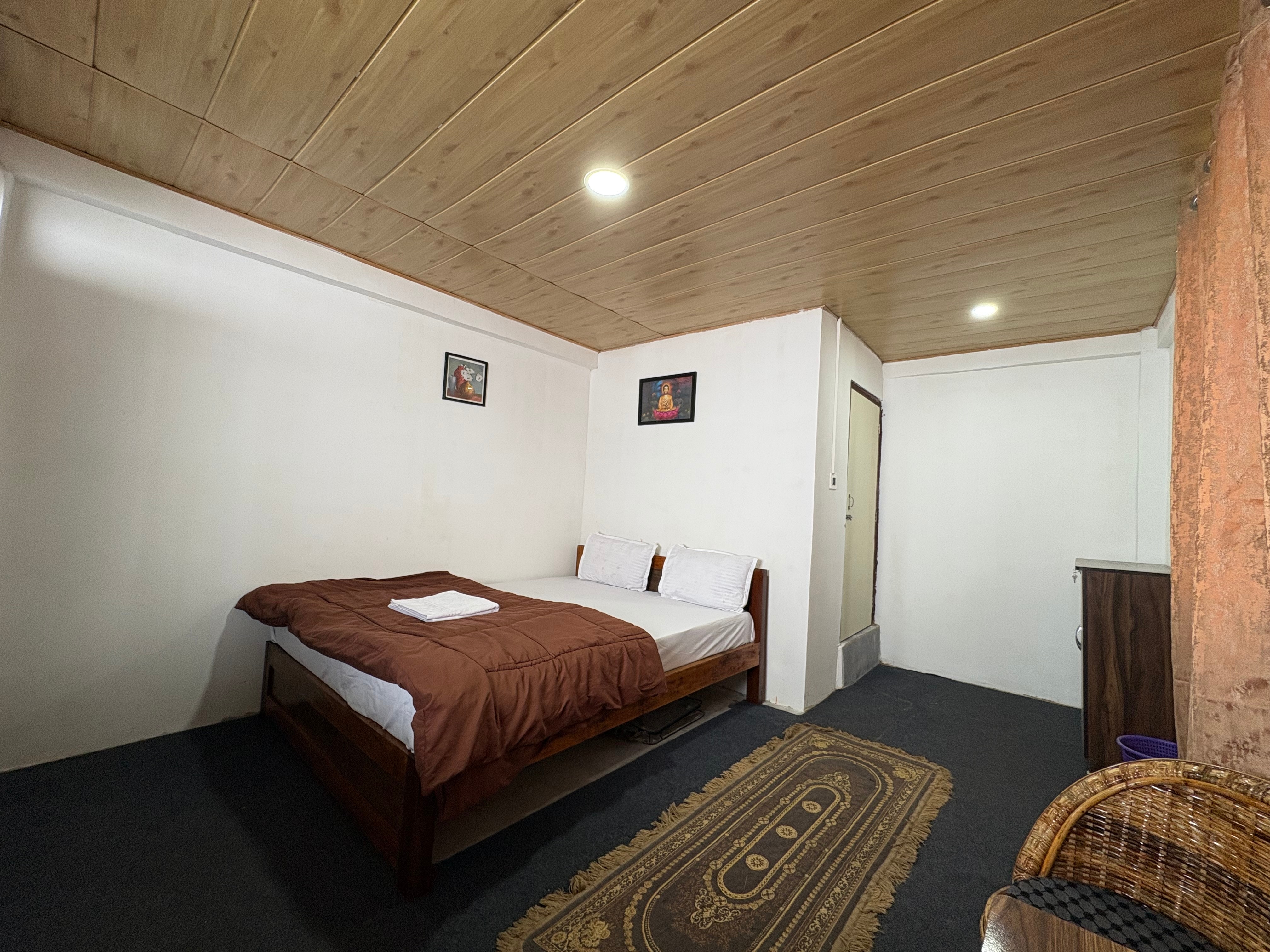 Mall Vistaa Homestay - Tap to explore photos
