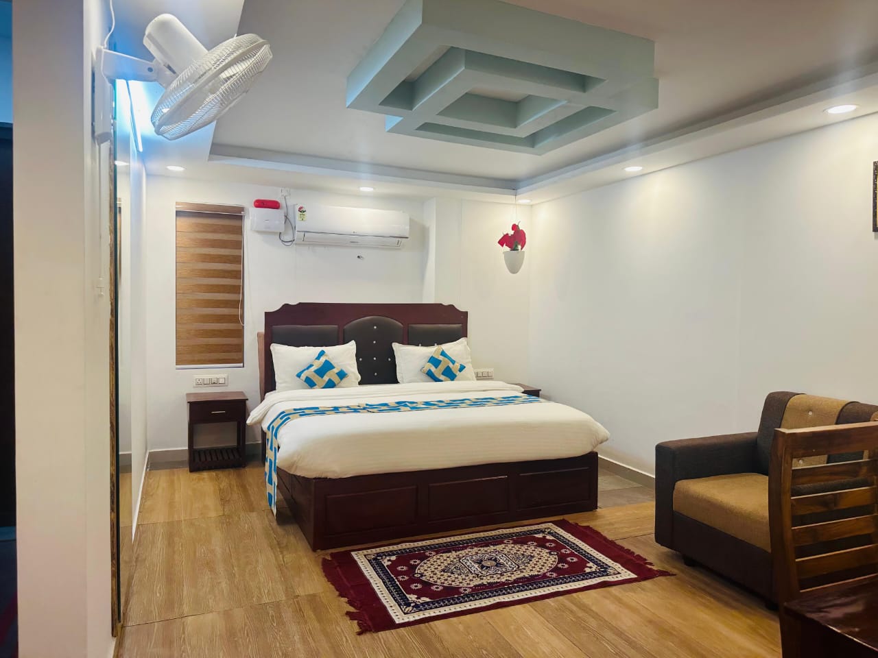 Rieva Residency - Tap to explore photos