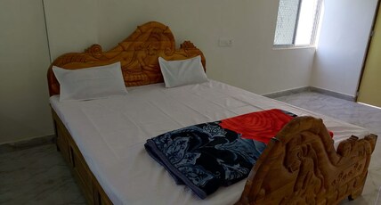 Shivay palace Room Type - Super Deluxe Room