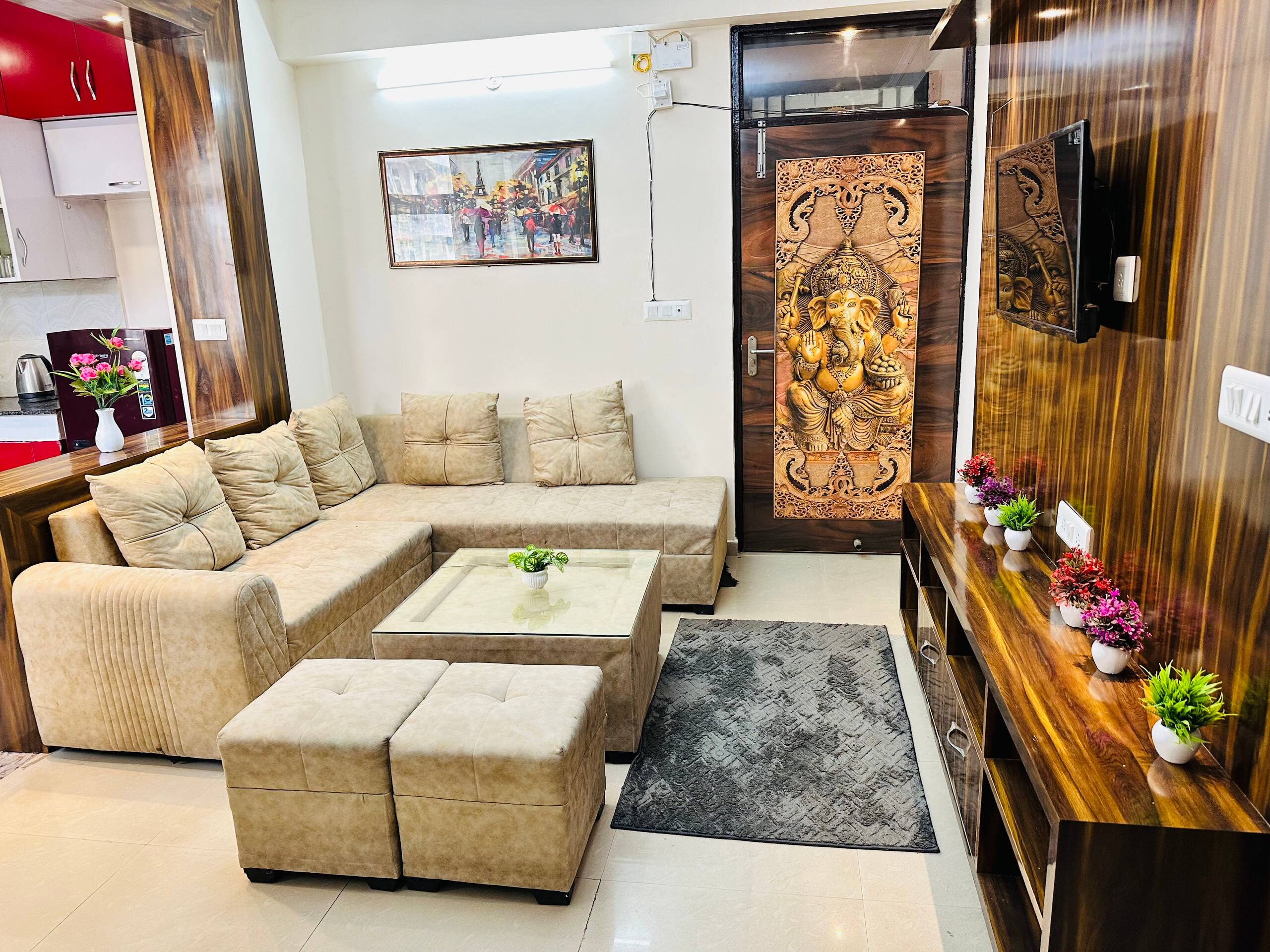 Feel like home 2BHK Nityansh luxury stay - Tap to explore photos