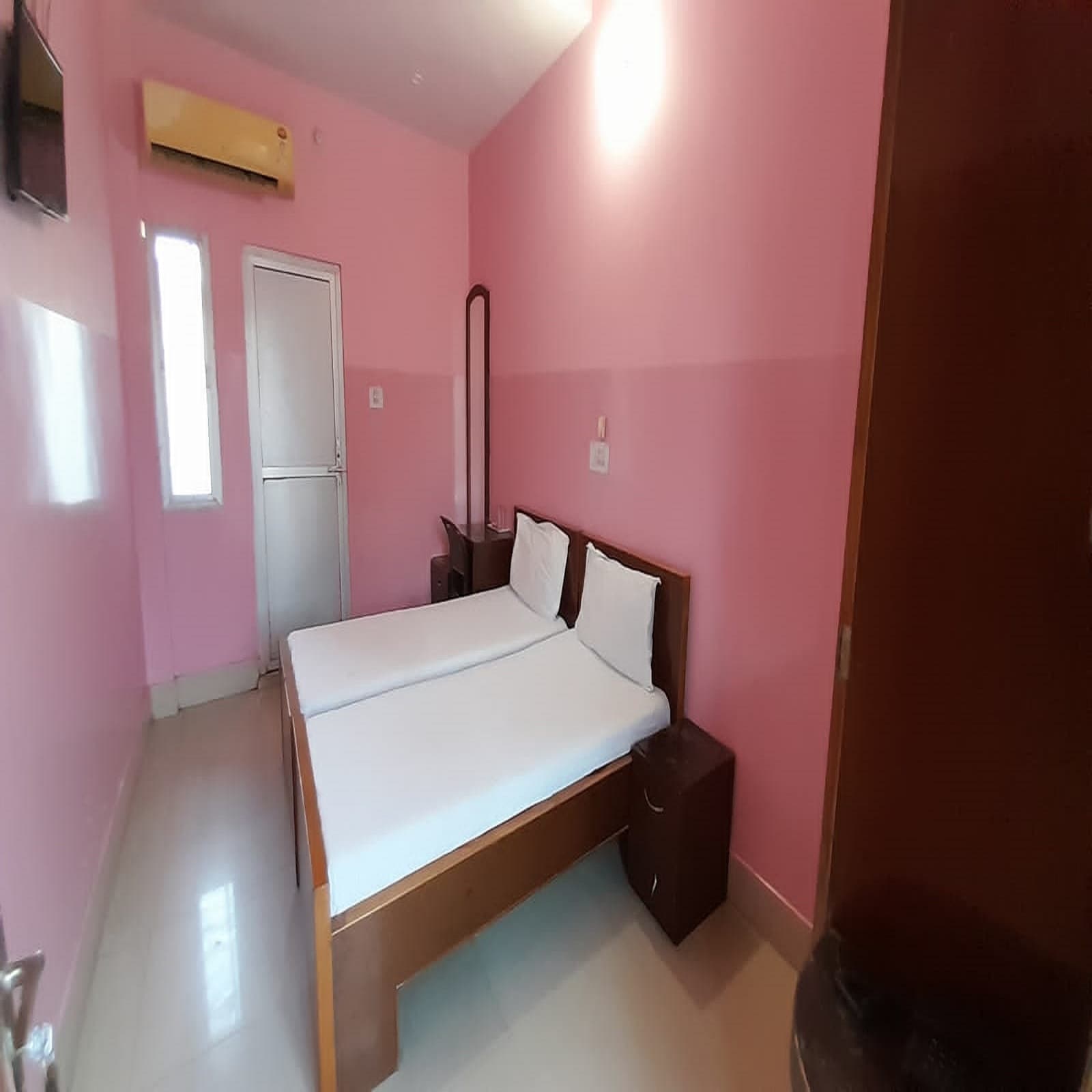 Hotel Sainath Residency - Tap to explore photos