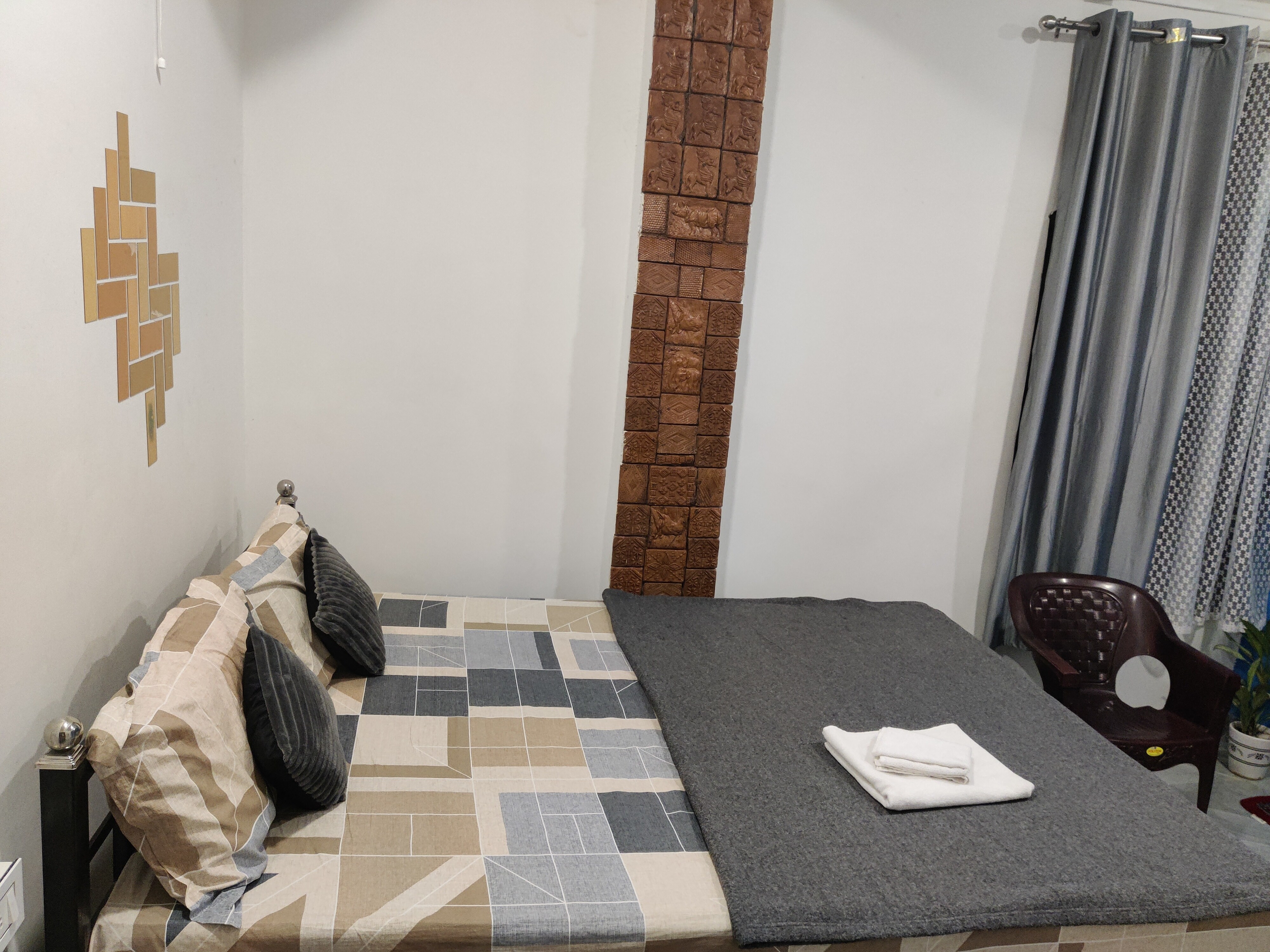 Kk homes kaziranga, Single bed, best price - Tap to explore photos