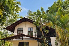 Lake View Cottage