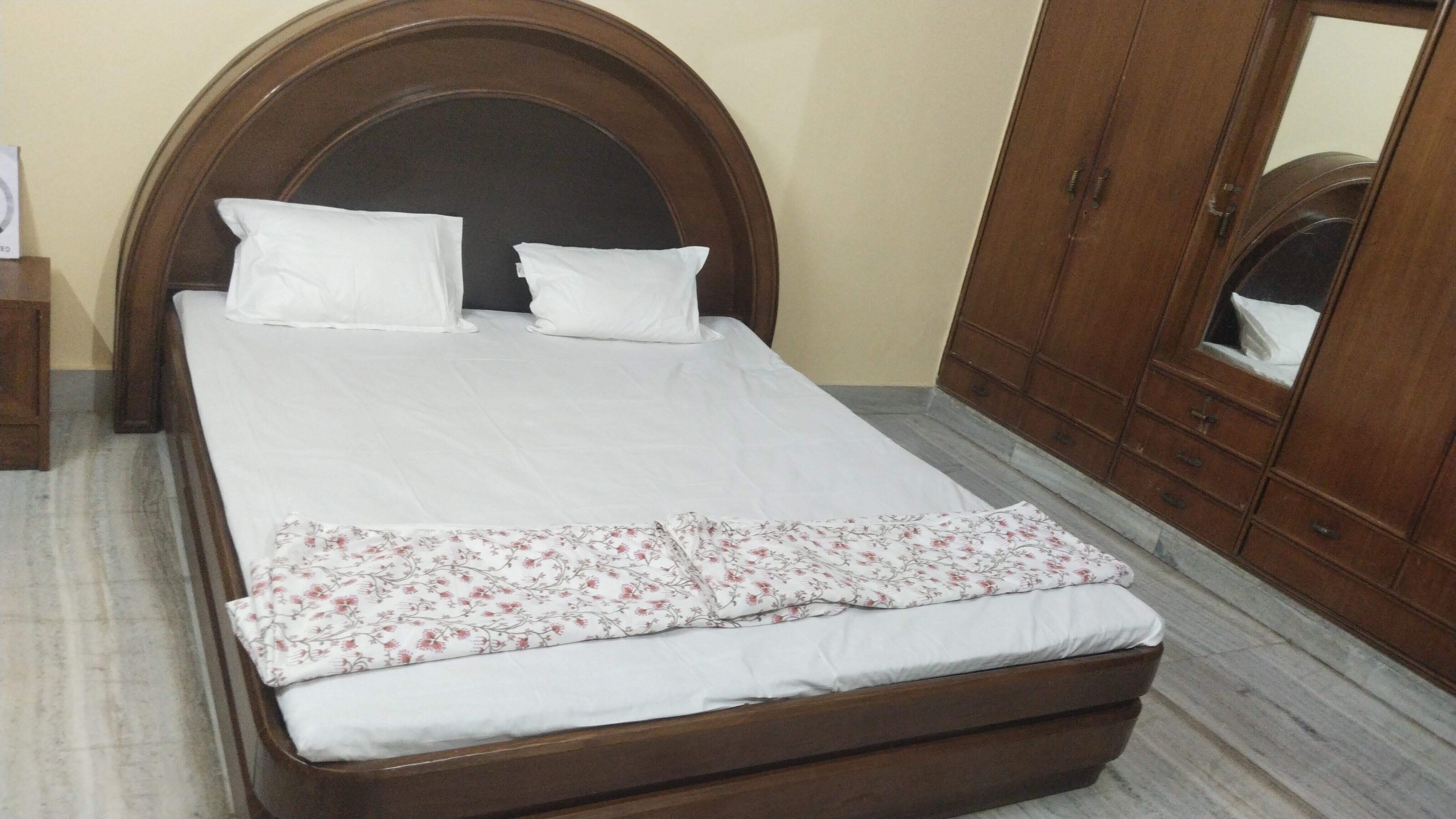 Vanika Homestay - Tap to explore photos