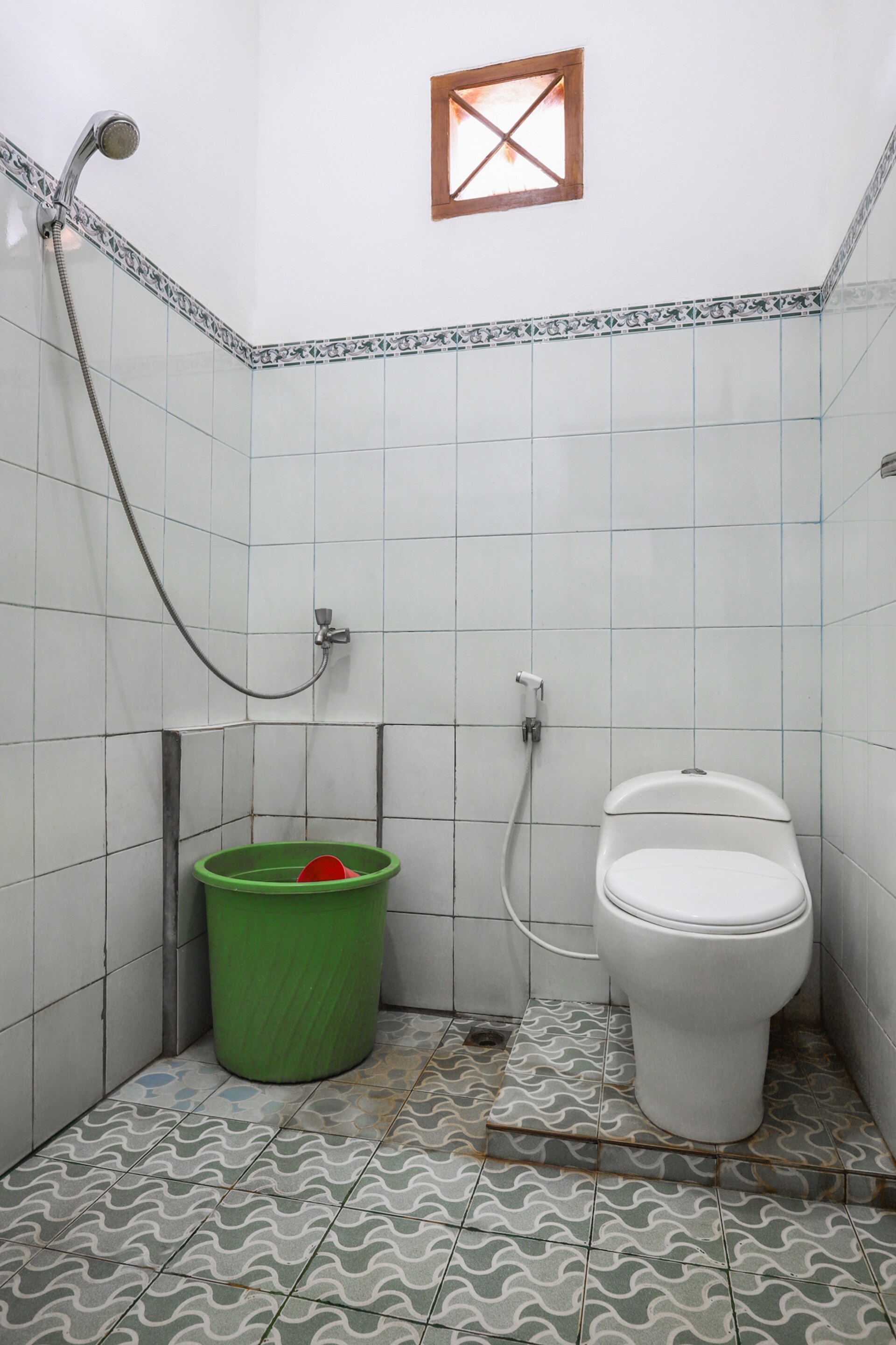 Hotel O Bukit Somber Residence Syariah - Tap to explore photos