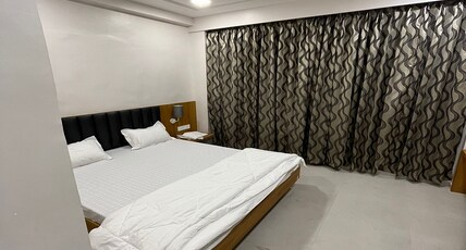 Hotel Vishwas Room Type - Deluxe room