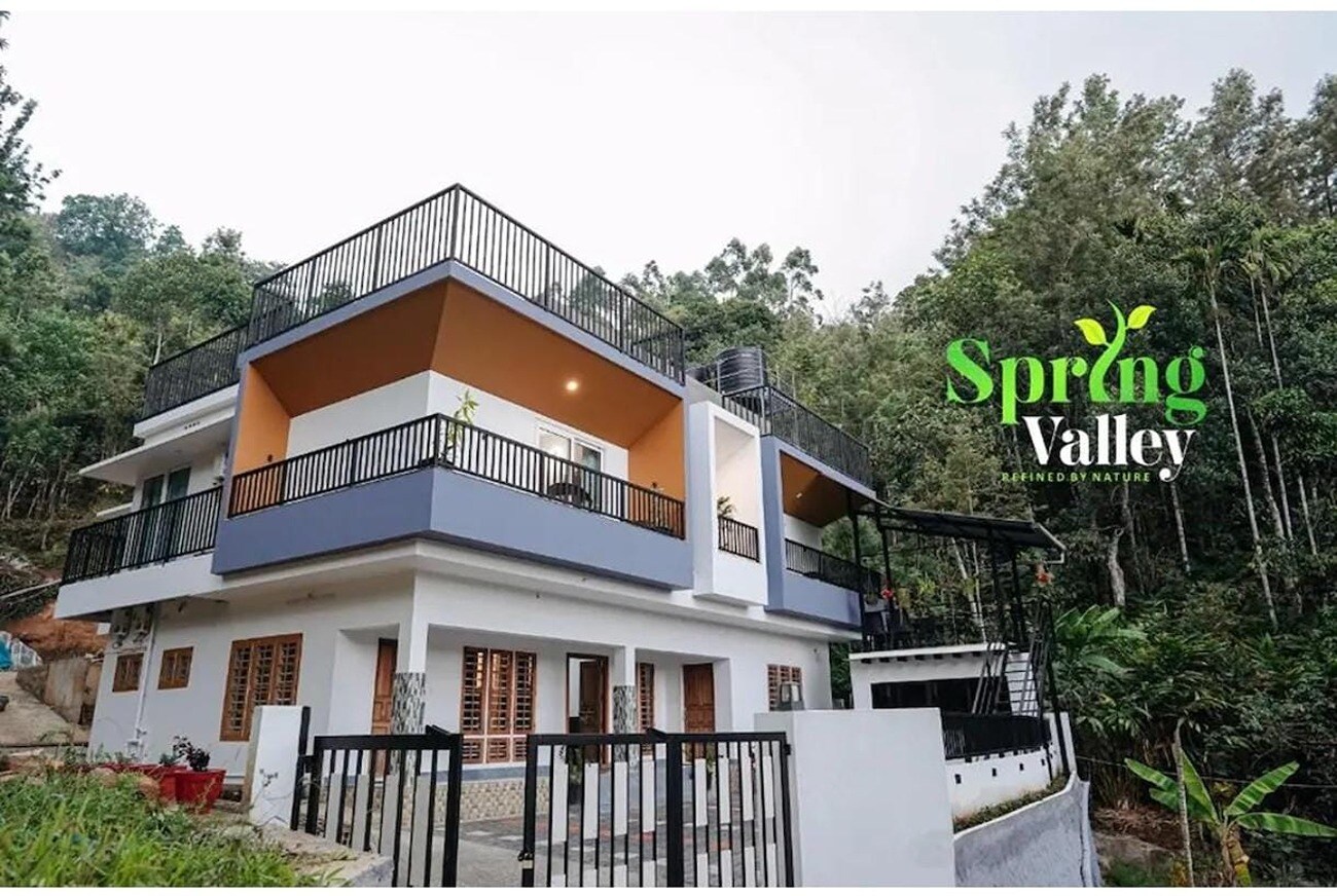 Spring Valley Pool Cottage 4BH - Tap to explore photos