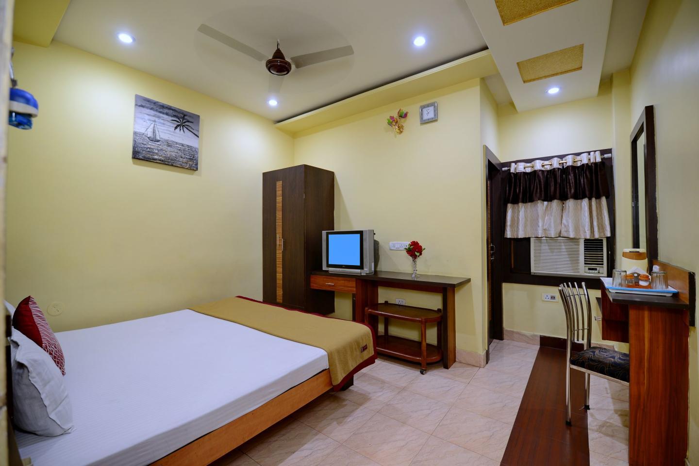 Hotel Akash - Tap to explore photos