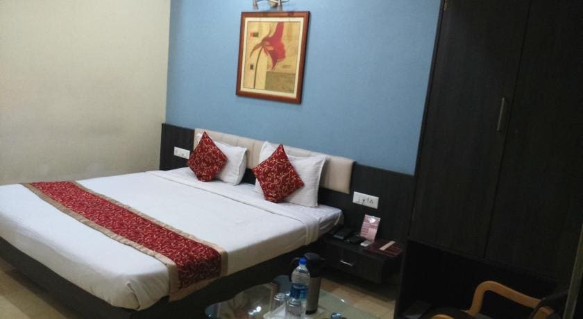 Hotel Vishram Regency - Tap to explore photos