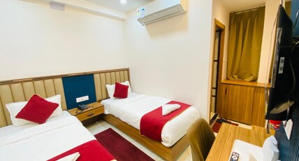 Hotel Ganesha Inn Room Type - Deluxe Room